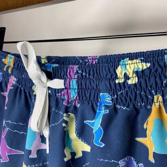 Chubbies Classic Swim Trunks Men's Medium 5.5" Navy Tyrannosaurus Dino Print - Picture 3 of 7